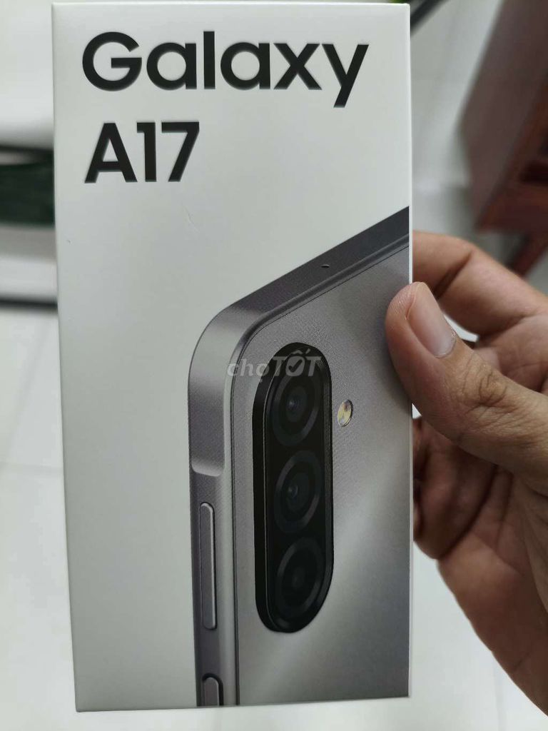 Samsung Galaxy A17 Xám newseal 8/128 . Mua bán Điện thoại tại Thành phố Thủ Dầu Một Bình Dương được đăng bởi huu quoc hình 1