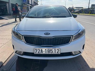 Kia Cerato 2016 1.6 số sàn bản đủ chính chủ. Mua bán Ô tô tại Thành phố Thủ Dầu Một Bình Dương được đăng bởi Hoa