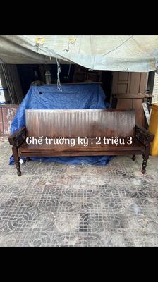 Thanh lý giường kỷ gỗ xưa đã phun Pu mới 90%. Mua bán Bàn ghế tại Quận Ngũ Hành Sơn Đà Nẵng được đăng bởi linh nguyễn