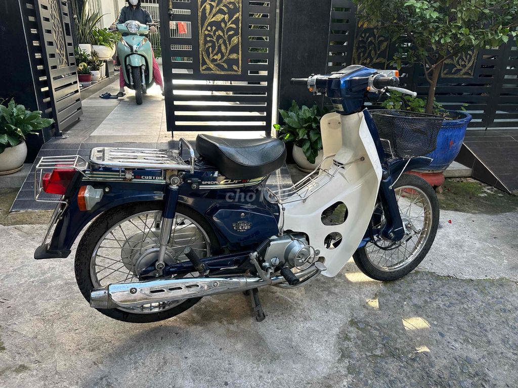 cúp 50cc đèn vuông dk 2022 ko cần bằng lái. Mua bán Xe máy tại Quận Bình Thạnh Tp Hồ Chí Minh được đăng bởi long pham xuân hình 3