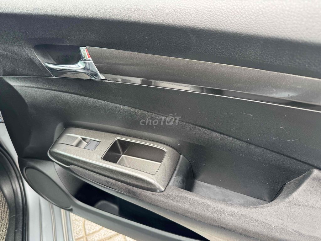 Honda City 2013 1.5 AT - 120000 km. Mua bán Ô tô tại Thành phố Biên Hòa Đồng Nai được đăng bởi Xe Lướt Uy Minh hình 12