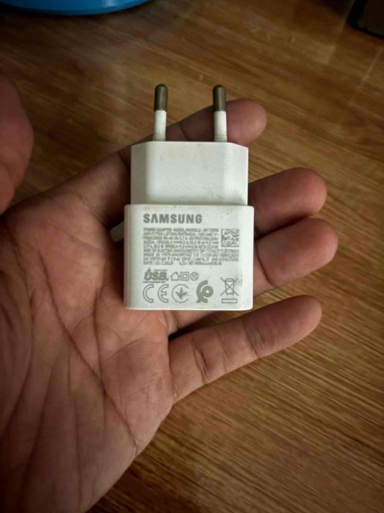 Củ sạc Samsung Sạc nhanh Trắng zin hãng. Mua bán Phụ kiện (Màn hình, Chuột...) tại Quận Bình Tân Tp Hồ Chí Minh được đăng bởi Nana hình 1