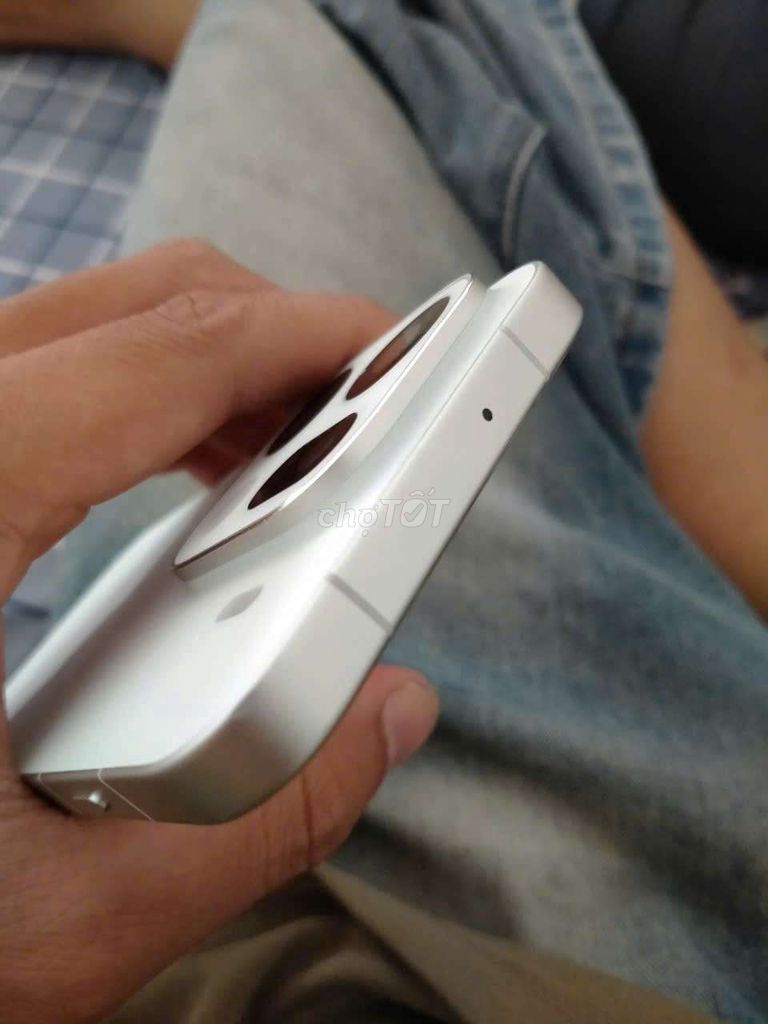 Oppo Find X9 Pro Trắng Đã dùng. Mua bán Điện thoại tại Quận Gò Vấp Tp Hồ Chí Minh được đăng bởi Phạm Tuấn hình 1