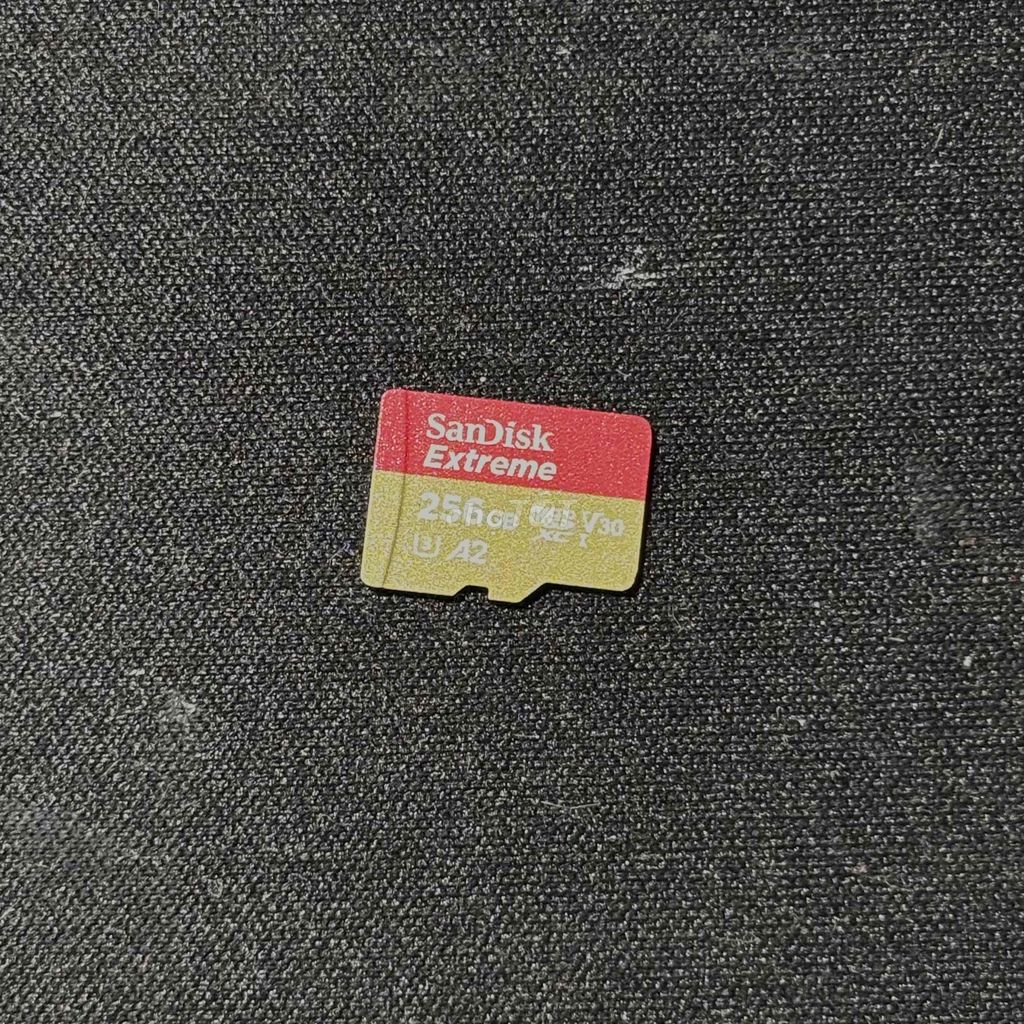 Thẻ nhớ Micro SD Sandisk Extreme 256GB. Mua bán Phụ kiện (Màn hình, Chuột...) tại Huyện Hóc Môn Tp Hồ Chí Minh được đăng bởi at hình 1