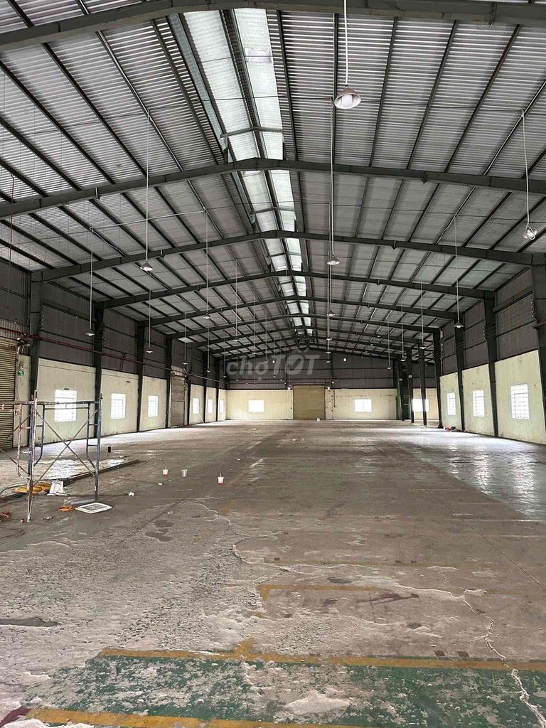 Cho thuê cụm kho tổng diện tích 10000m2 tại trung tâm Buôn Ma Thuột