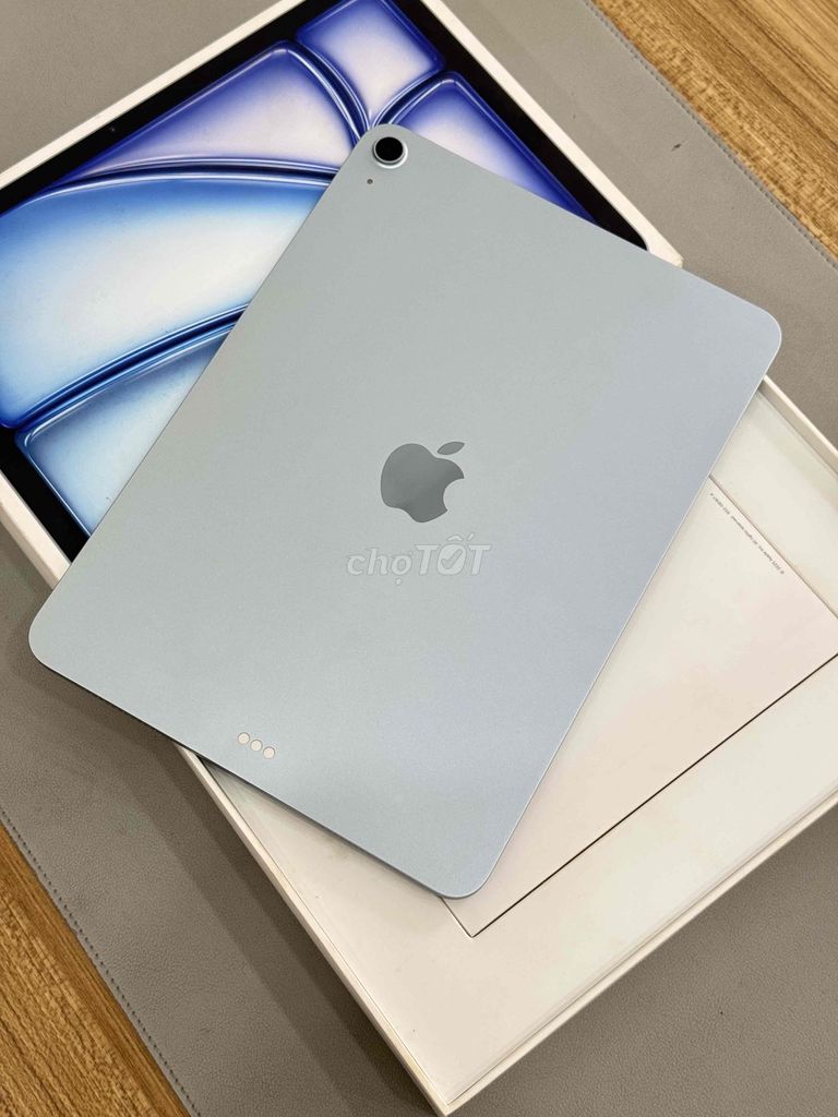 iPad Air 7 M3 11 inch Xanh 128G  máy đẹp keng. Mua bán Máy tính bảng tại Thành phố Buôn Ma Thuột Đắk Lắk được đăng bởi Nguyễn Hoàng hình 1