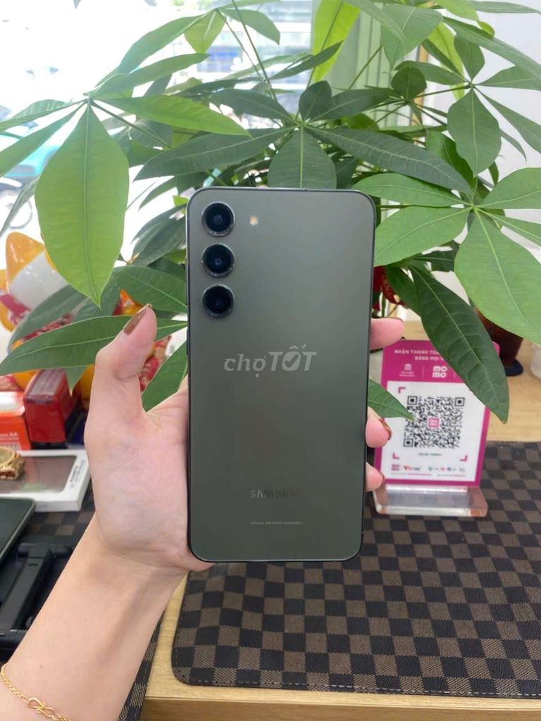 Samsung Galaxy S23 Plus Xám 256GB, 2sim. Mua bán Điện thoại tại Thành phố Thủ Đức Tp Hồ Chí Minh được đăng bởi Minh phương hình 1