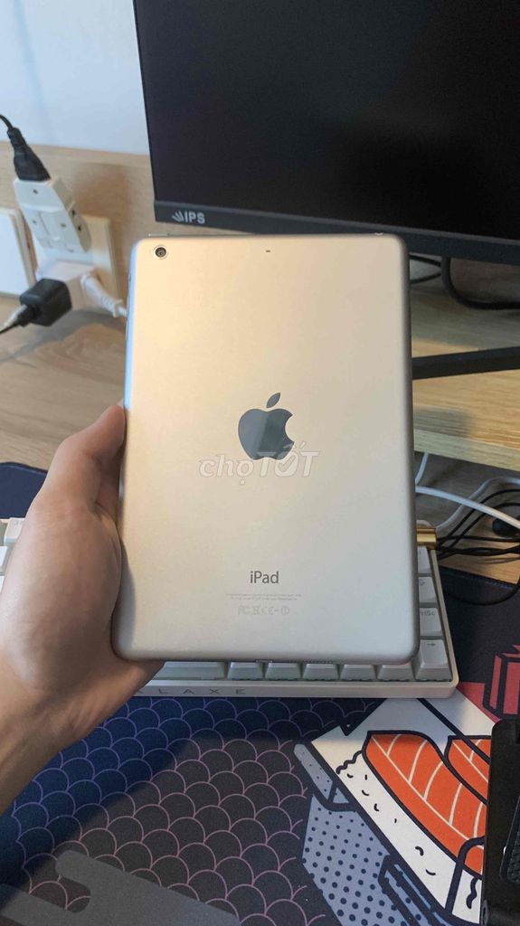 iPad Mini 2 32GB - Đẹp Keng - Pin Trâu - Kèm sạc