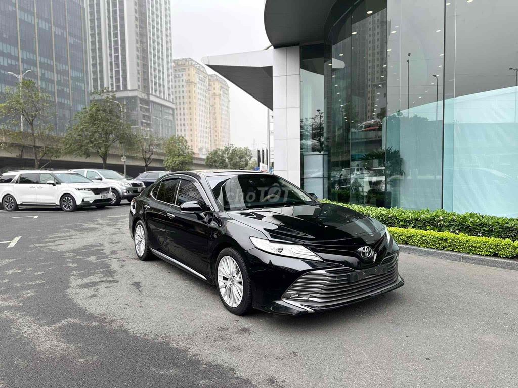 Toyota Camry 2.5Q 2019 odo 8v Toyota Sure