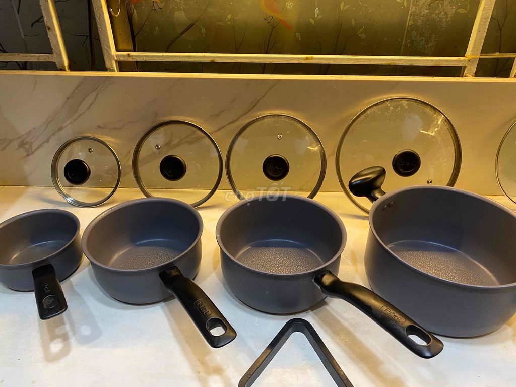Bộ nồi T-fal chống dính xám 4 món. Mua bán Dụng cụ nhà bếp tại Quận Ba Đình Hà Nội được đăng bởi Trần Hùng hình 1
