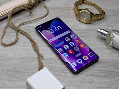 Redmi Note 13 Pro Plus 256GB zin bh 1th ạ