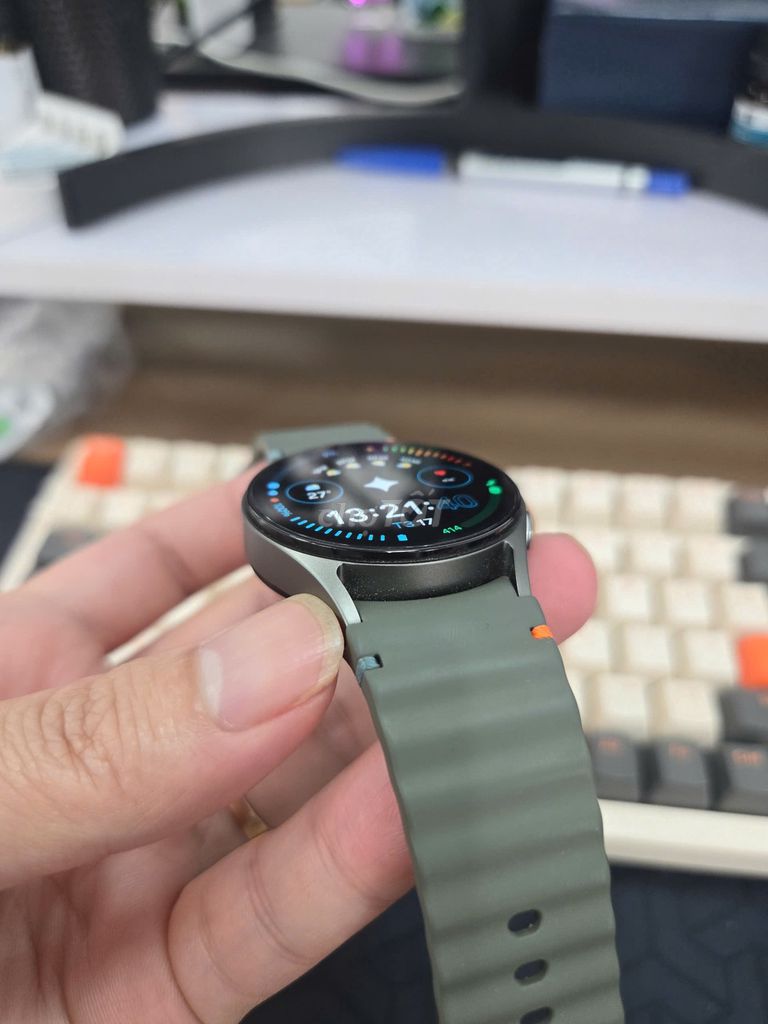 Samsung Watch 7 Xám - Cá nhân sử dụng. Mua bán Thiết bị đeo thông minh tại Quận Hoàng Mai Hà Nội được đăng bởi Việt Anh hình 1