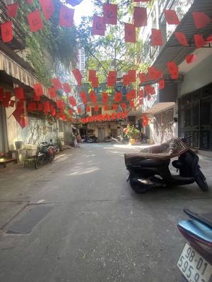 bán đất gần cầu vượt ngã tư sở quận Thanh Xuân
