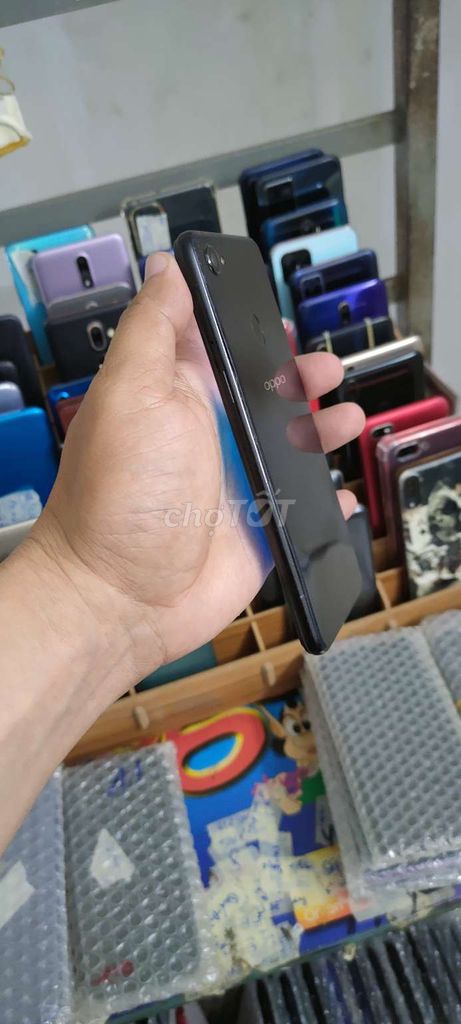 Oppo F7, ram 4gb, 64gb, vân tay. Mua bán Điện thoại tại Quận Gò Vấp Tp Hồ Chí Minh được đăng bởi A LONG   nhận thanh toán THẺ TÍN DỤNG hình 3