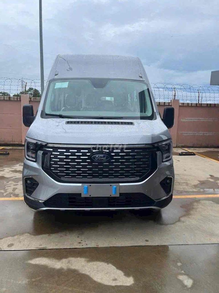 Ford Transit 2025 Premium 18 chổ. Mua bán Ô tô tại Quận Sơn Trà Đà Nẵng được đăng bởi Ford Đà Nẵng hình 8