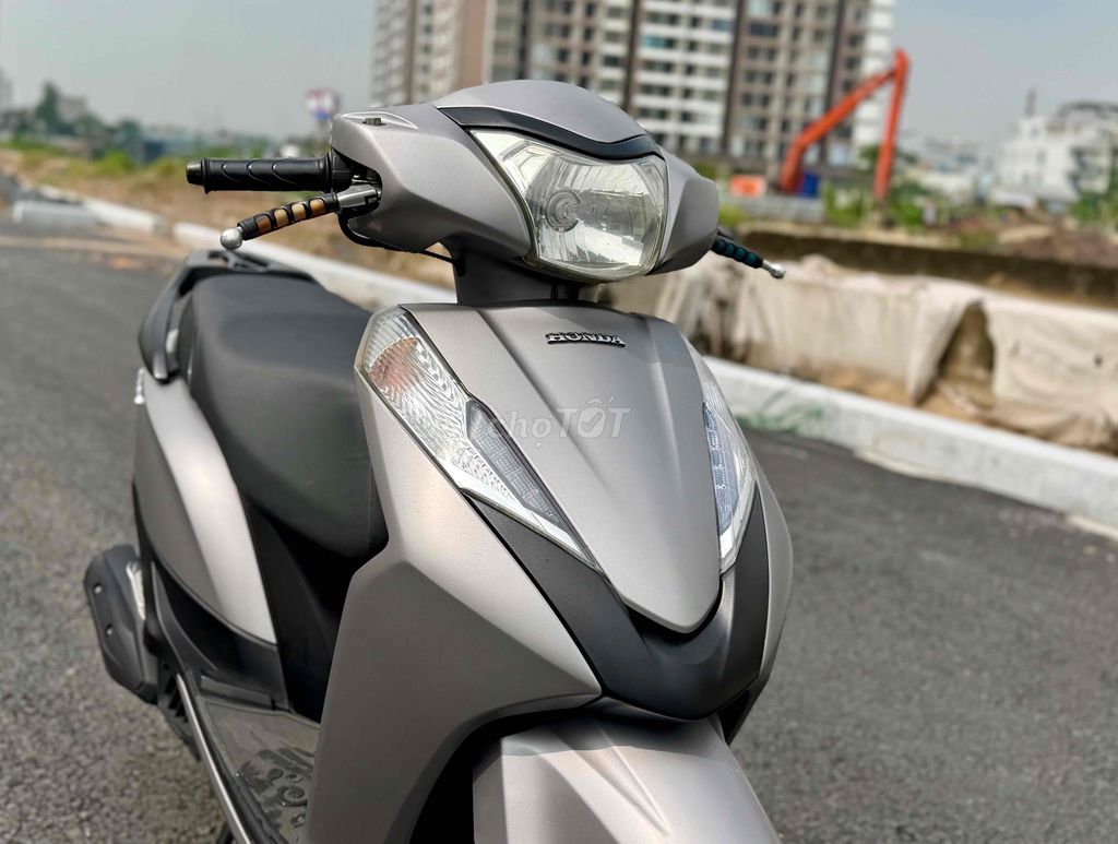 Honda Lead 2014 серый, Вьетнам