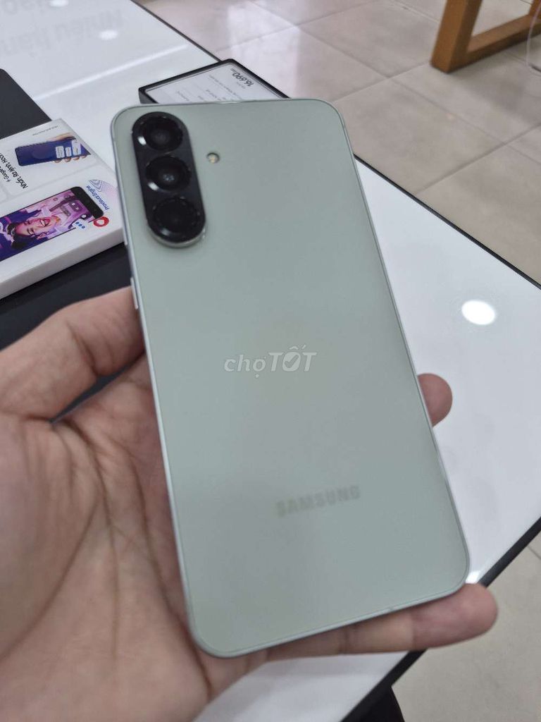 Samsung Xám Đã sử dụng. Mua bán Điện thoại tại Thành phố Thủ Dầu Một Bình Dương được đăng bởi Bảo Nam hình 1