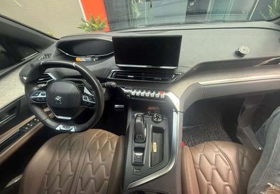 Peugeot 5008 GT 2022 Xám 38000km. Mua bán Ô tô tại Thành phố Biên Hòa Đồng Nai được đăng bởi Anh