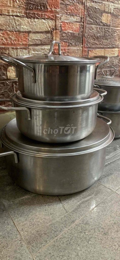 Nồi Inox Bạc 3 cái. Mua bán Dụng cụ nhà bếp tại Quận Đống Đa Hà Nội được đăng bởi Mai Trần hình 1