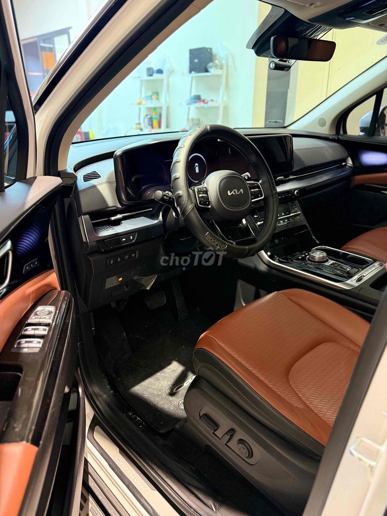 Kia Carnival 2023 Signature 2.2D - 42000 km. Mua bán Ô tô tại Quận 8 Tp Hồ Chí Minh được đăng bởi Đăng Xe Lướt hình 13