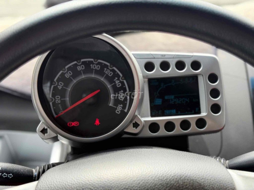 Chevrolet Spark LT 2013 Đỏ 12000 km. Mua bán Ô tô tại Thành phố Dĩ An Bình Dương được đăng bởi tran van Huy hình 12