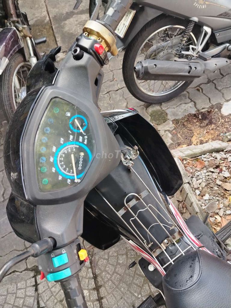 Bán si liên doanh. Mua bán Xe máy tại Quận Cẩm Lệ Đà Nẵng được đăng bởi Thiện Thanh hình 5