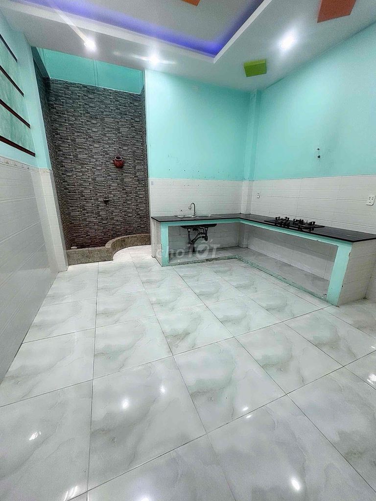 ДОМ [4 м x 16] 2 этажа (4 спальни, 4 туалета) — переулок 7 м — КОД ЛАОСА — 18B, бинь тан