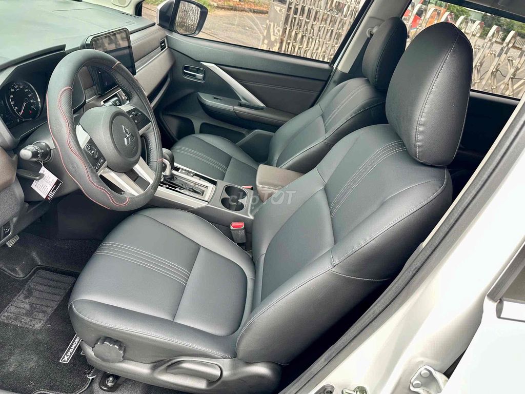 Xpander Pre 2025 Trắng livenew. Mua bán Ô tô tại Quận Hải Châu Đà Nẵng được đăng bởi Lê Bá Hội hình 7