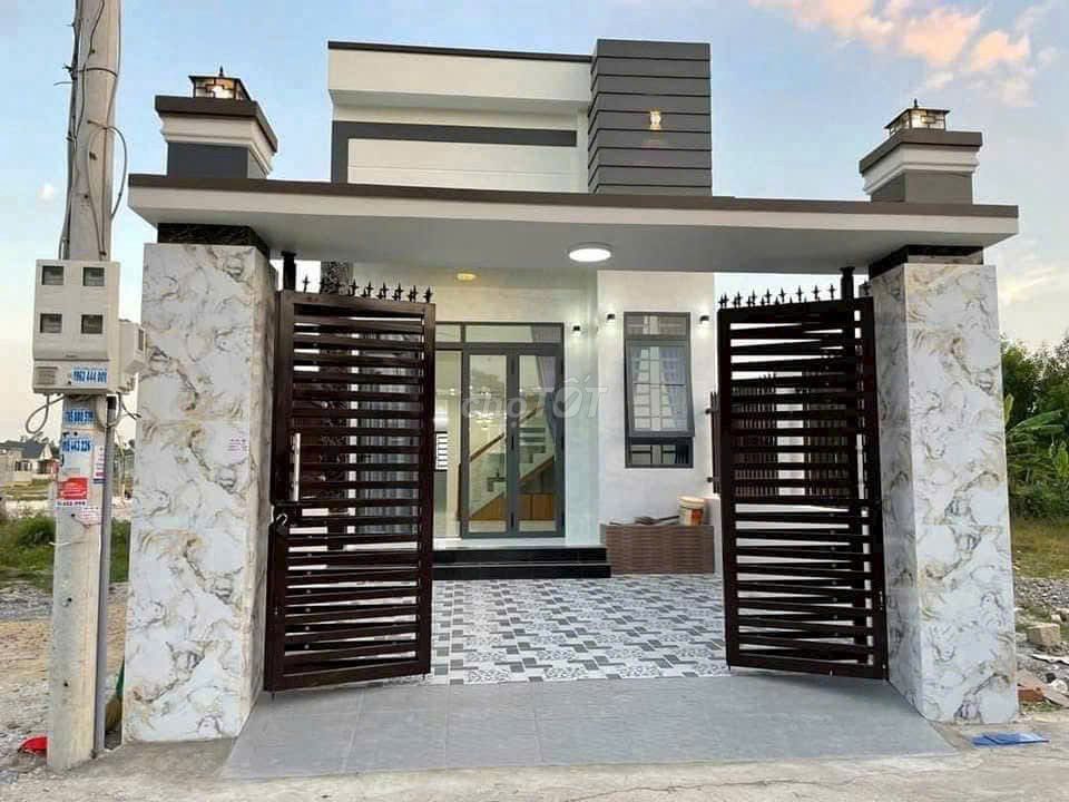 Chủ Kẹt Tiên Bán Gấp Nhà Gác Lững Còn Mới Gần Trạm Thu Phi Bửu Long