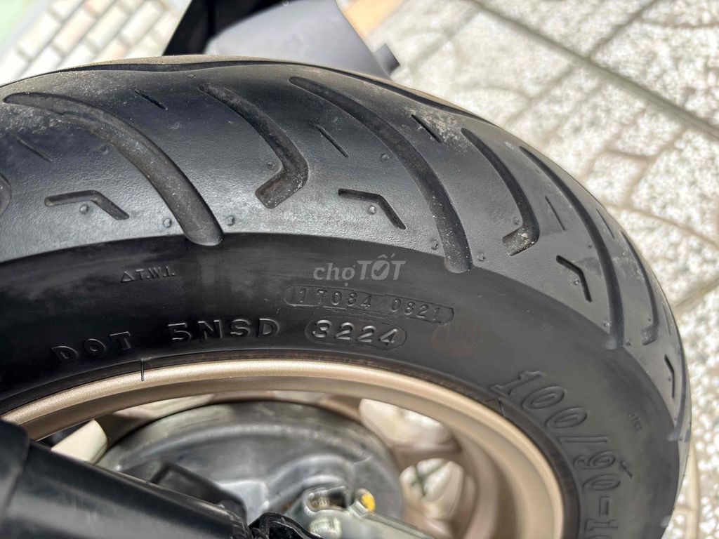 LEAD 4Val Abs mẩu mới đk 11/2024,xe như mới 450km. Mua bán Xe máy tại Quận Ninh Kiều Cần Thơ được đăng bởi Cửa Hàng Xe máy Tân Lập Hưng hình 14