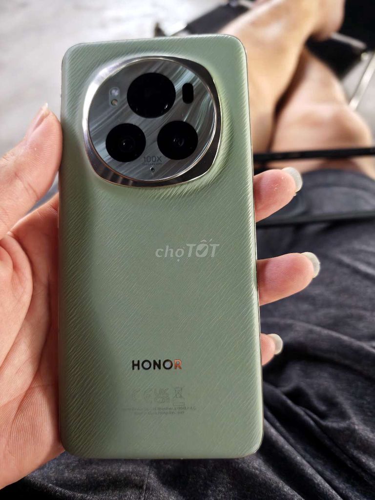 Honor Magic 6 Pro 12GB/512GB Xanh. Mua bán Điện thoại tại Huyện Bình Chánh Tp Hồ Chí Minh được đăng bởi Tân hình 1