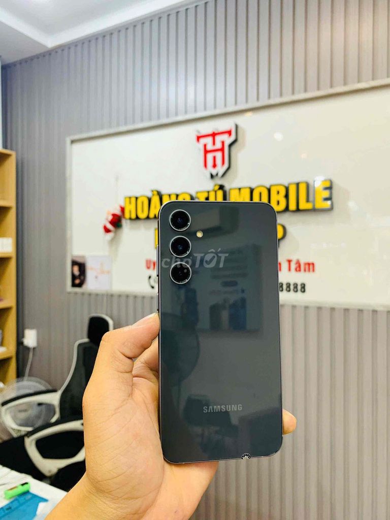 Samsung S23 FE 5G 8/128GB Đen. Mua bán Điện thoại tại Quận Liên Chiểu Đà Nẵng được đăng bởi Hoàng Tú Mobile hình 1