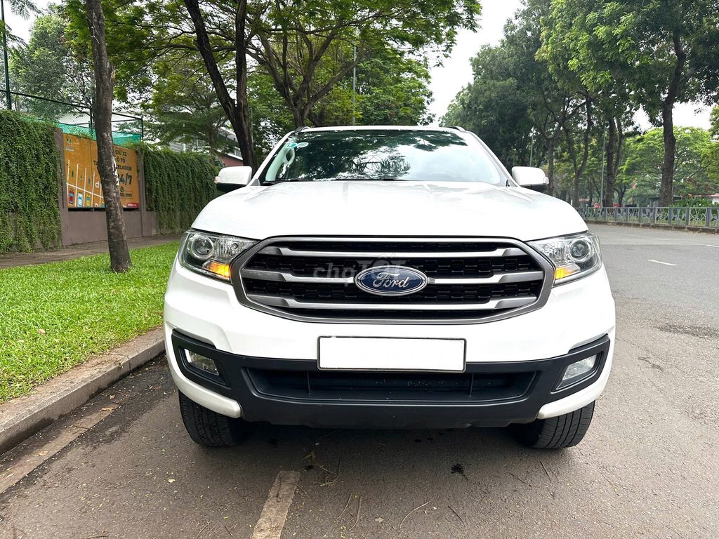 Bán xe Ford Everest máy dầu, số sàn, 1 chủ,máy zin