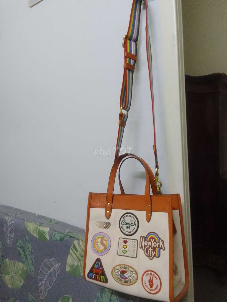 Túi xách thời trang. Mua bán Túi xách tại Quận Hai Bà Trưng Hà Nội được đăng bởi Tuấn hình 1