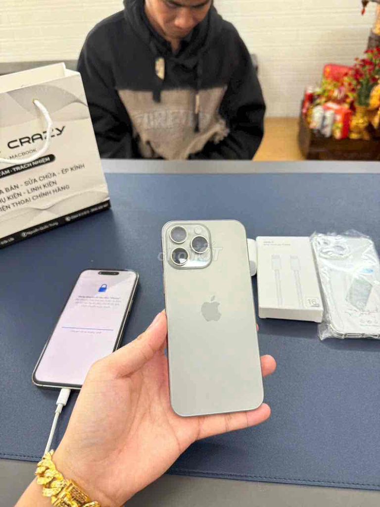 Apple iPhone 15 Pro 128GB Xám Mới. Mua bán Điện thoại tại Huyện Núi Thành Quảng Nam được đăng bởi Trần Thiện hình 1