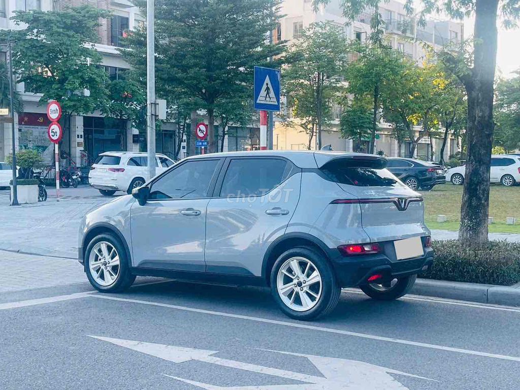 Vinfast VF5 Plus 2025 Xám mua pin 2,3 vạn km!. Mua bán Ô tô tại Quận Hoàng Mai Hà Nội được đăng bởi Dương Xuân Trường hình 5
