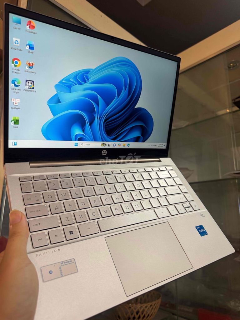HP Pavilion i3 11th Gen 14 inch 8GB/256GB Bạc. Mua bán Laptop tại Quận Gò Vấp Tp Hồ Chí Minh được đăng bởi Thanh lí cầm đồ hình 1
