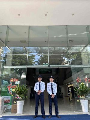 Nam trông coi VĂN PHÒNG CÔNG TY Ở LẠI TẠI CHỔ. Việc làm tại Quận 7 Tp Hồ Chí Minh được đăng bởi Anh Tuấn