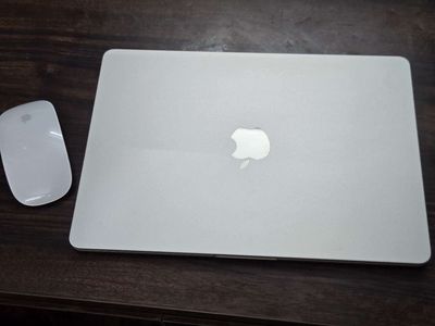 Apple Macbook Air M2 Bạc Like New