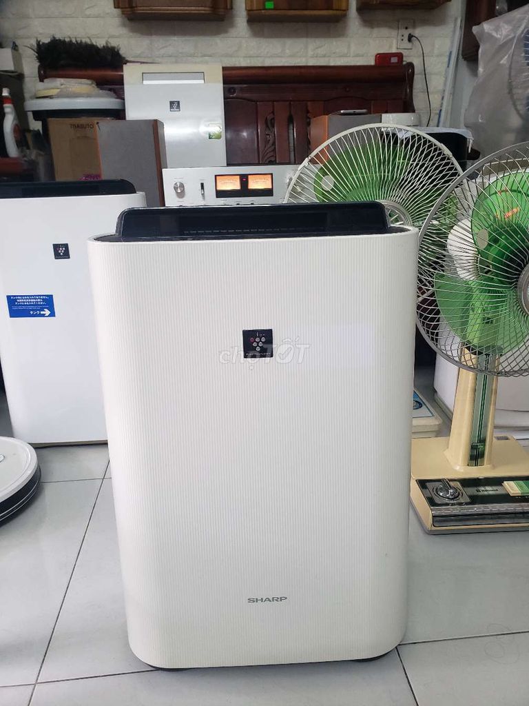 Máy lọc không khí Sharp KC-M401-W Trắng 2018. Mua bán Máy lạnh, điều hoà tại Thành phố Dĩ An Bình Dương được đăng bởi Phan vinh hình 1