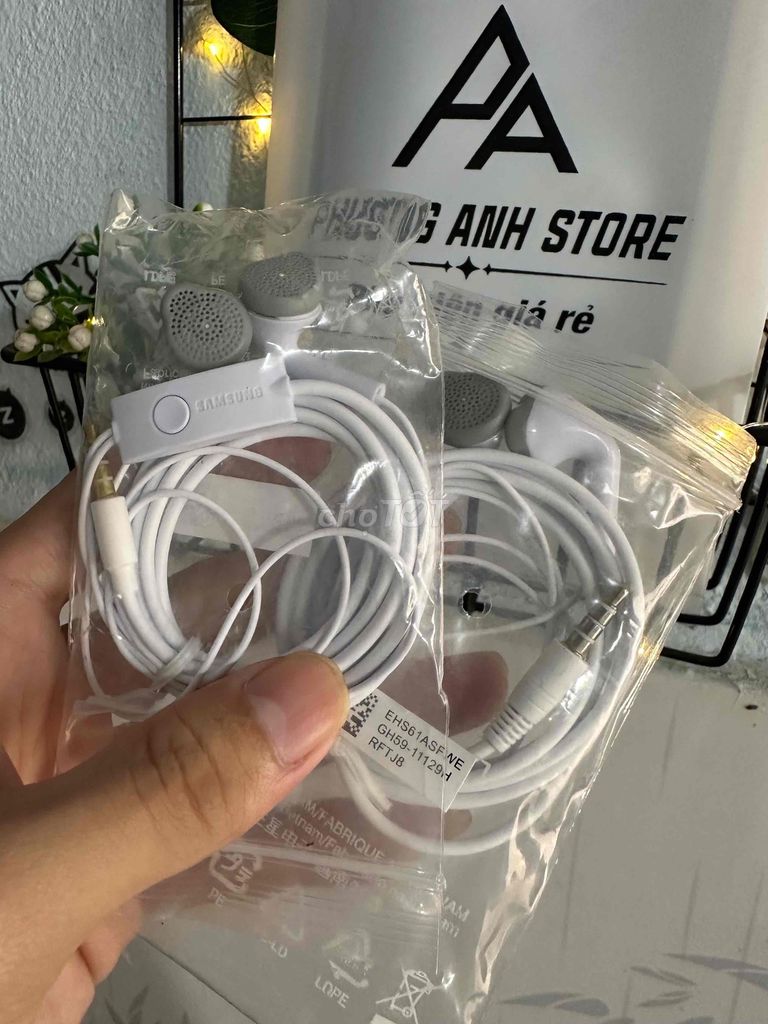 Tai nghe dây Samsung Oppo Cổng 3.5 Giá Rẻ Nghe Hay. Mua bán Tivi, Âm thanh tại Quận Liên Chiểu Đà Nẵng được đăng bởi Phương Anh Store hình 1