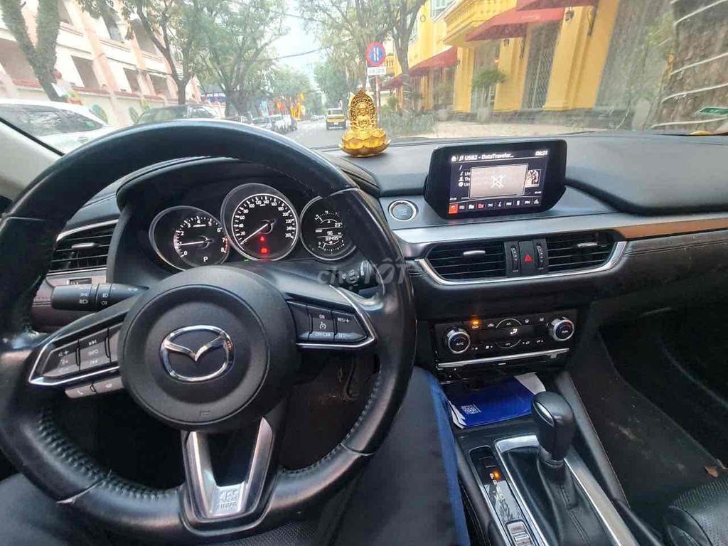 Mazda 6 2019 сине-черная 35 000 км