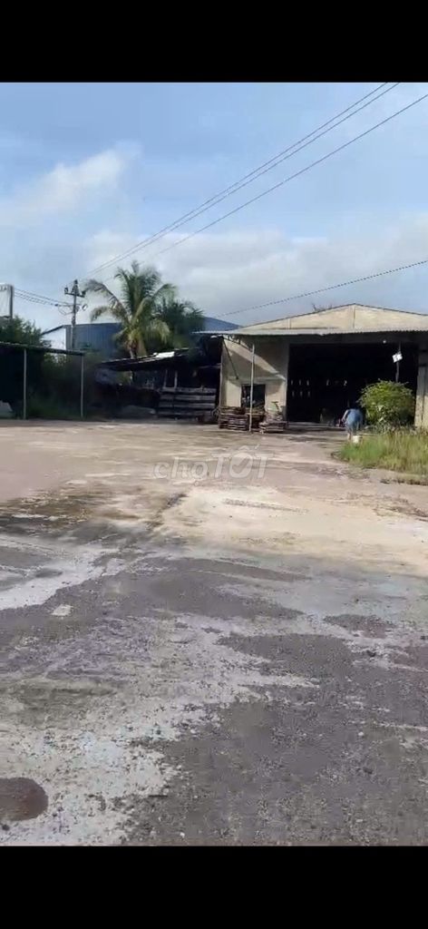 Bán kho, nhà xưởng tại phước lộc, 1900 m2, mặt tiền quốc lộ 1a Bán kho, nhà xưởng tại phước lộc, 1900 m2, mặt tiền quốc lộ 1a