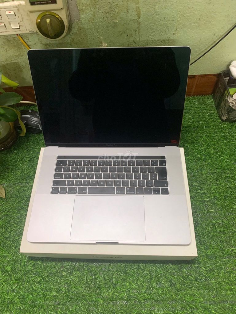 macbook pro 15 inch i9. Mua bán Laptop tại Huyện Quế Võ Bắc Ninh được đăng bởi Luân hình 1