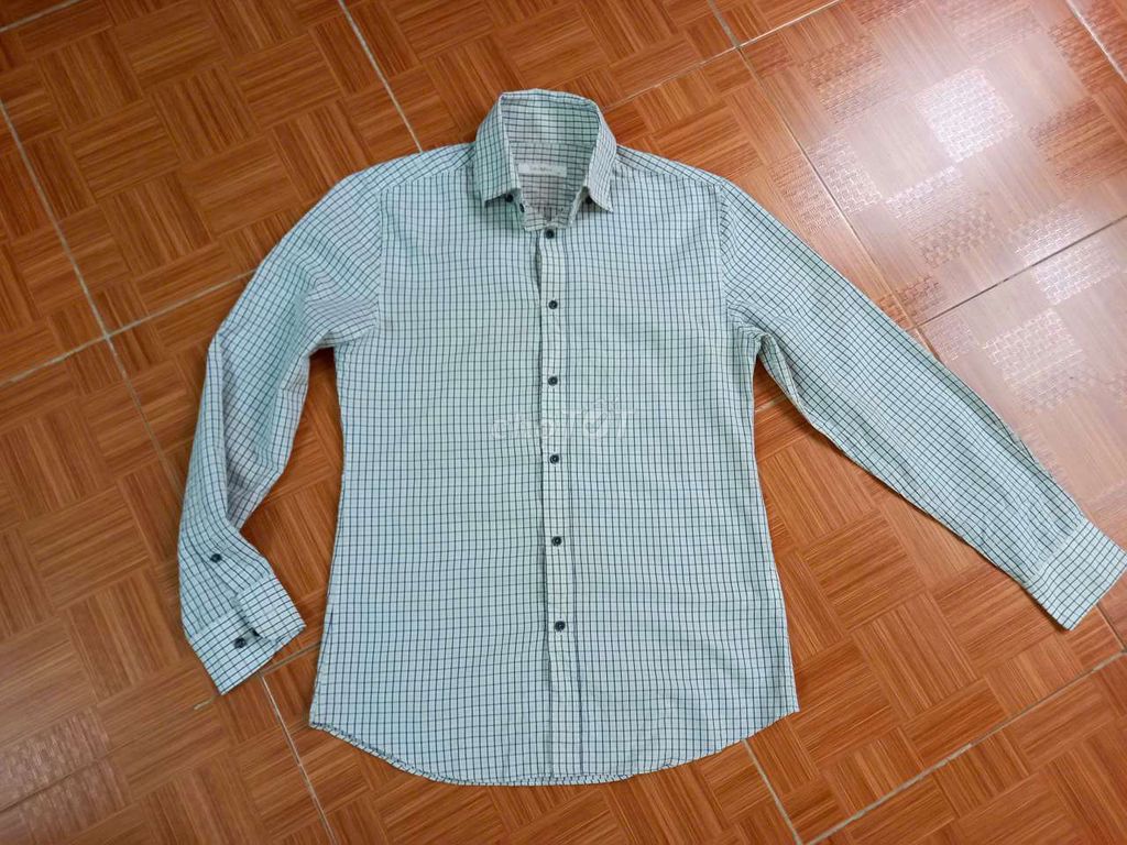 Sơ mi Ziozia Slimfit . Mua bán Quần áo tại Quận Long Biên Hà Nội được đăng bởi Tùng hình 1