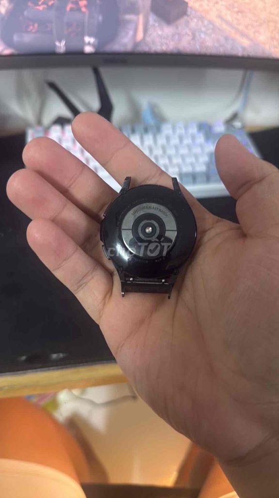 Samsung Galaxy Watch 4 Classic Đen 46mm. Mua bán Thiết bị đeo thông minh tại Quận Hải An Hải Phòng được đăng bởi Nghia Nguyen hình 1