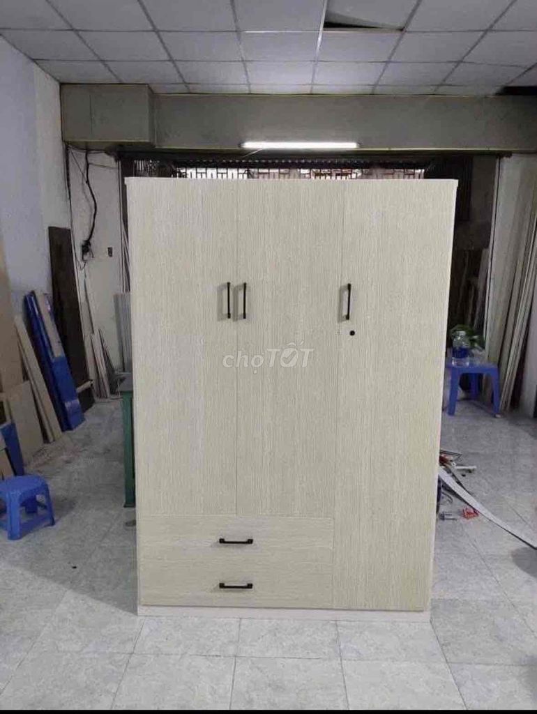 Tủ quần áo nhựa 3 cánh Vàng nhạt 1m25. Mua bán Tủ, kệ gia đình tại Quận 7 Tp Hồ Chí Minh được đăng bởi Hong Le hình 1
