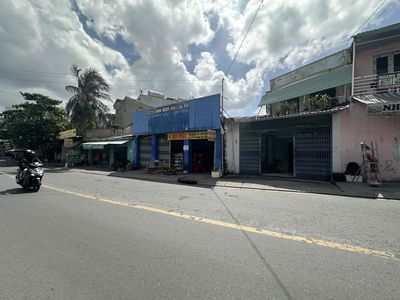 MẶT TIỀN HÀ HUY GIÁP VỊ TRÍ SIÊU KD.DT 300m TRONG ĐÓ 270m THỔ CƯ SẠCH. Mua bán nhà ở tại Quận 12 Tp Hồ Chí Minh được đăng bởi Mrtrường