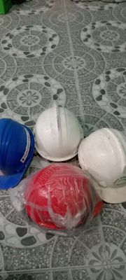 Mũ bảo hộ như hình. Mua bán Đồ chuyên dụng, Giống nuôi trồng tại Huyện Lâm Thao Phú Thọ được đăng bởi Nguyễn Hải Quỳnh