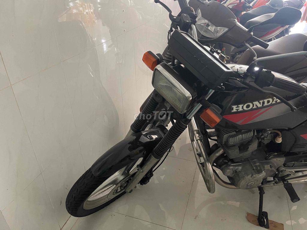 Honda CB125T màu Đen. Mua bán Xe máy tại Quận Ninh Kiều Cần Thơ được đăng bởi Tai hình 2